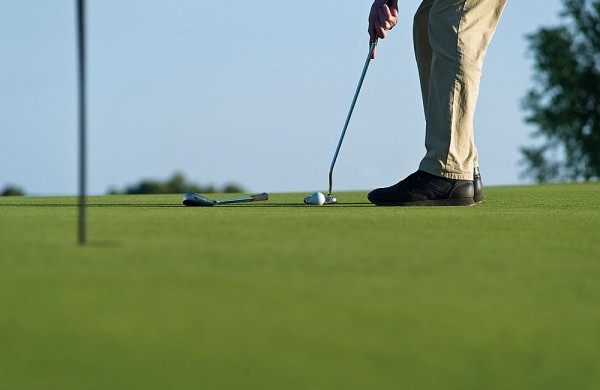 Top 4 Reasons Waterproofs Are Beneficial To Your Golf Game by Guest Author Relene Mac Top 4 Reasons Waterproofs Are Beneficial To Your Golf Game by Guest Author Relene Mac